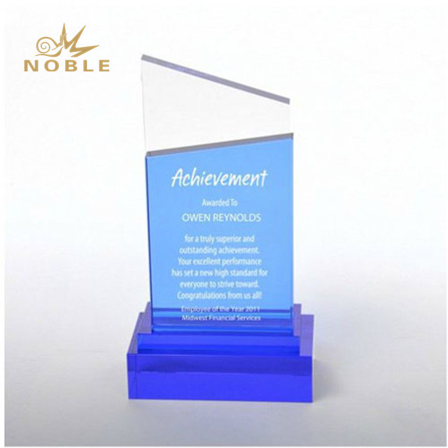 380---2A-BDV040 Cobalt Accent Column Trophy001 (1)