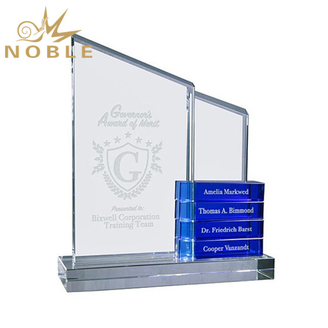 NB-CAW584---2A-TAC034-9 Perpetual Crystal Standup Plaque with 4 Blue Blocks.
