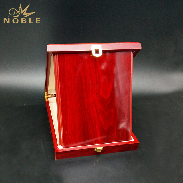 Customized Design Wooden Plaque With Box