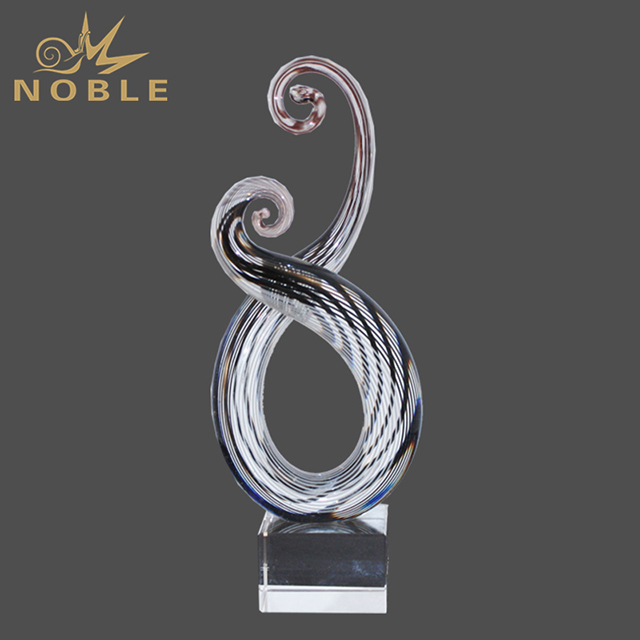 147---035 BD-GW513-HR Snake Skin Artglass Award