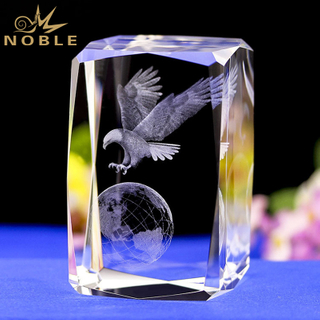 Engraved 3D Eagle Crystal Cube