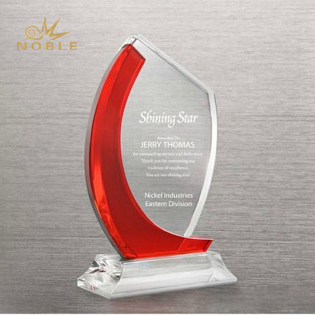 378---2A-BDV022 Crystal Light Red Accent Trophy - Curved Edge