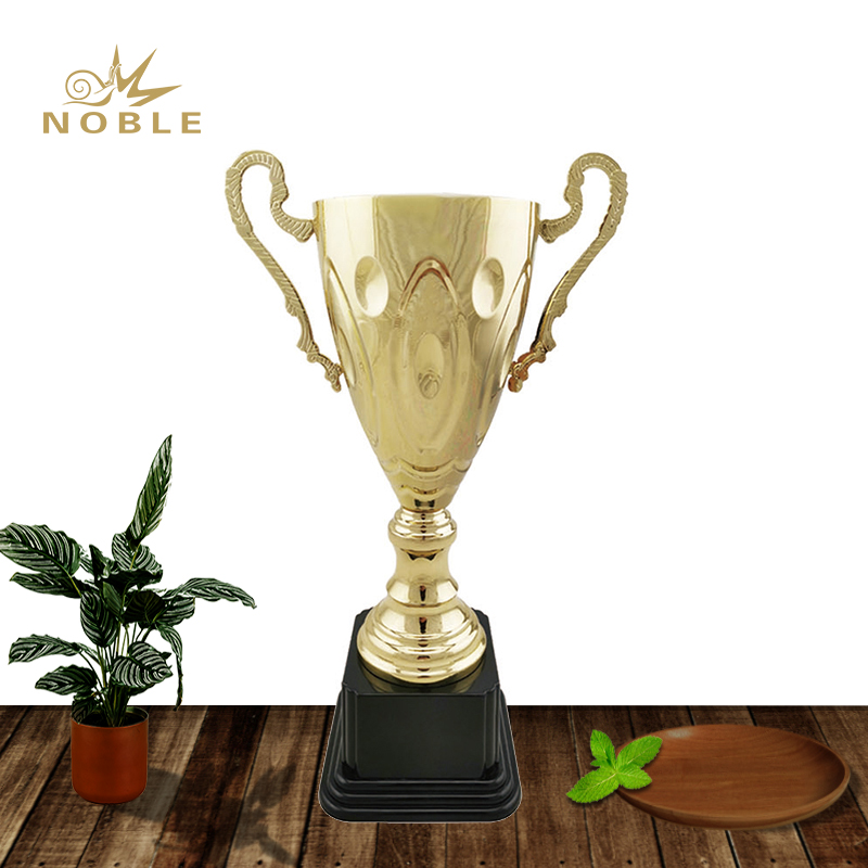 New Design Hot Selling Metal Dance Trophy Cups