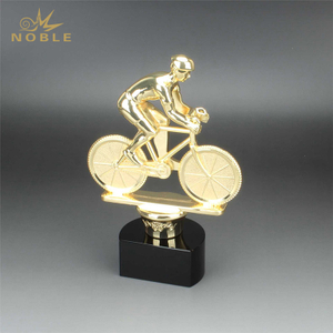 High Quality Free Engraving Metal Sports Figurine Custom Cycling Chamipon Awards