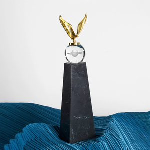 Noble High Quality Glass Business Gift Sports Awards Custom Bespoke Logo Golf A Hole in One Metal Eagle Trophy Hand Craft