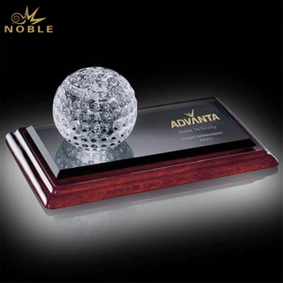 Noble Manufacturer Crystal Golf Ball Wood Base Sports Gift Customized Personalized Bespoke Logo Golf Trophy Award Hand Craft