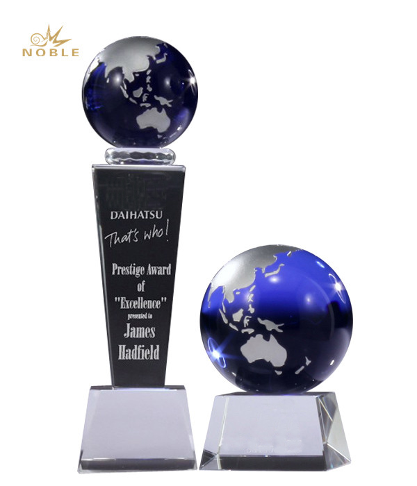 Singleton Prince Creek Champion Crystal Globe Award Trophy