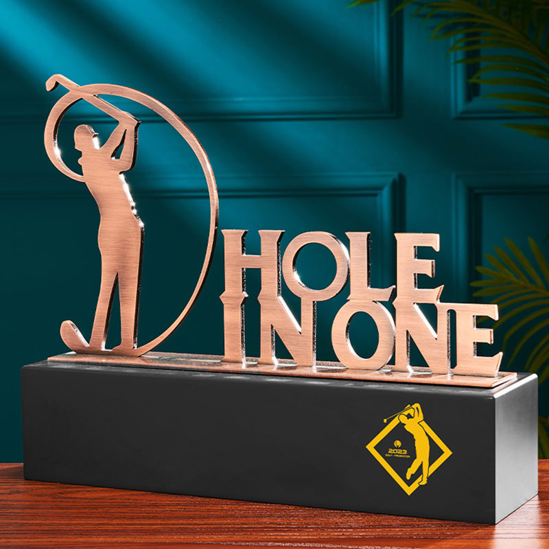 Noble High Quality Gold Metal Golf With Crystal Base Business Gift Sports Awards Custom Bespoke Logo Golf A Hole in One Trophy