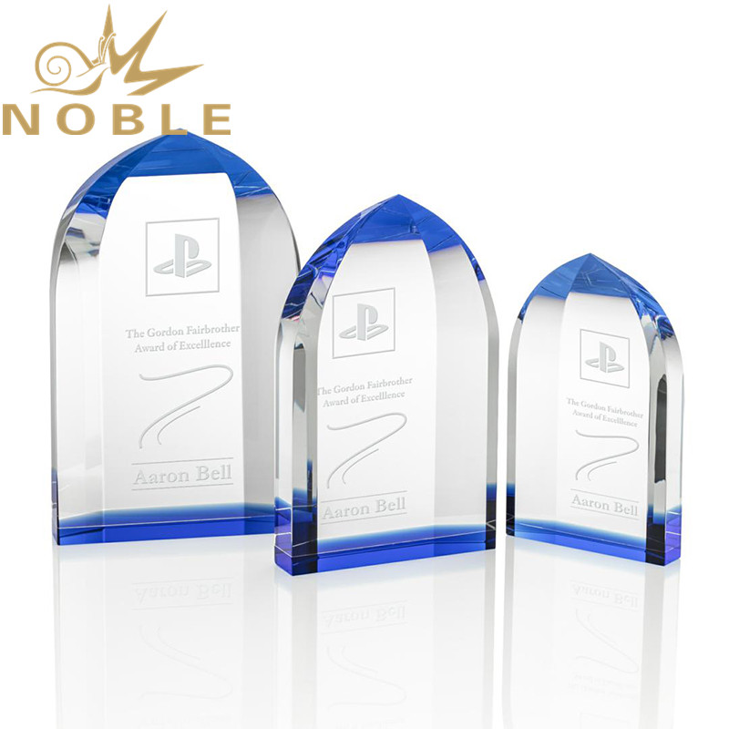 Free Engraving High Quality Custom Optical Crystal Trophy with Blue Accent