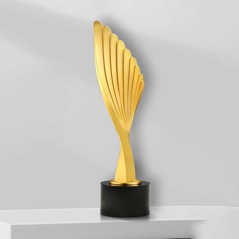 High Quality Customized Wing Gold Silver Bronze Metal Business Gift Custom Logo Achievement Trophy Awards
