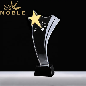 Noble Free Engraving Custom Crystal Glass Star Trophy