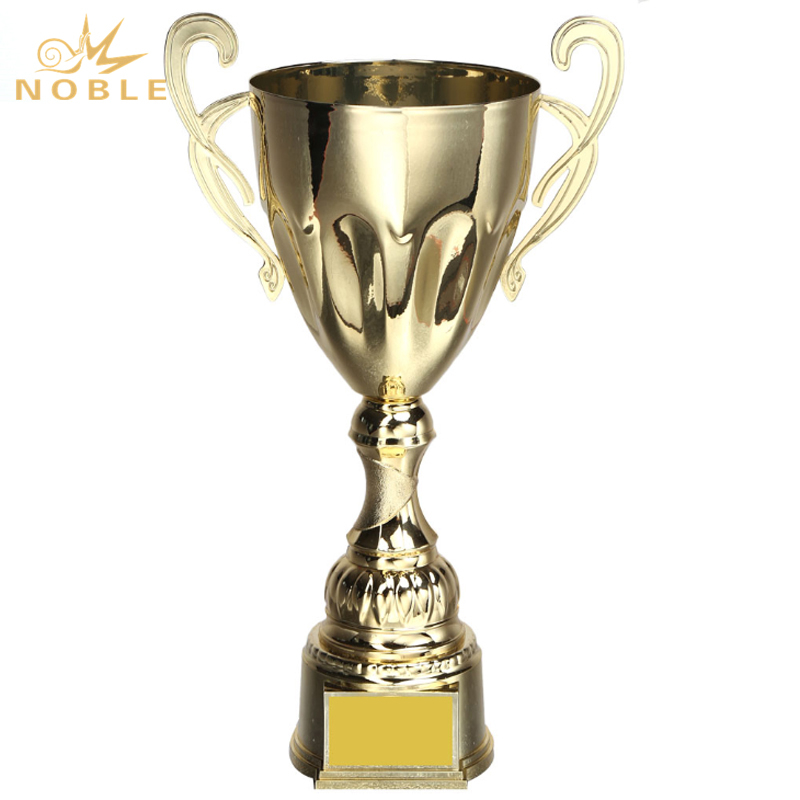 New Design Custom Champion Metal Cup Trophy 