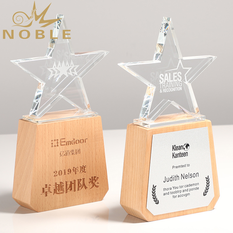 Free Engraving High Quality Crystal Star Trophy with Wooden Base