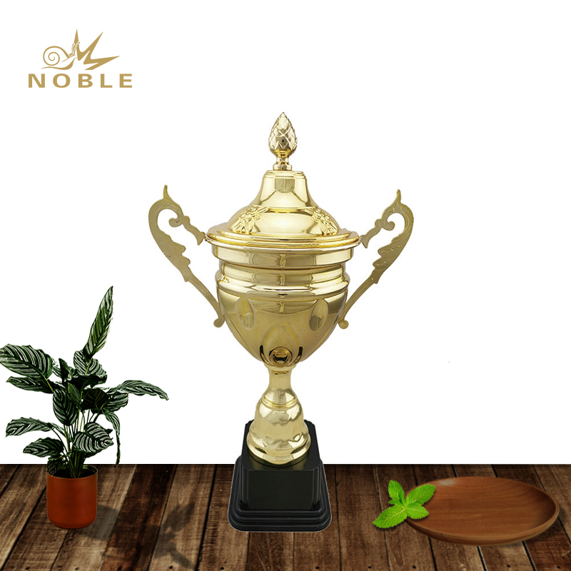 Custom Sports Competition Metal Cup Bowling Trophies