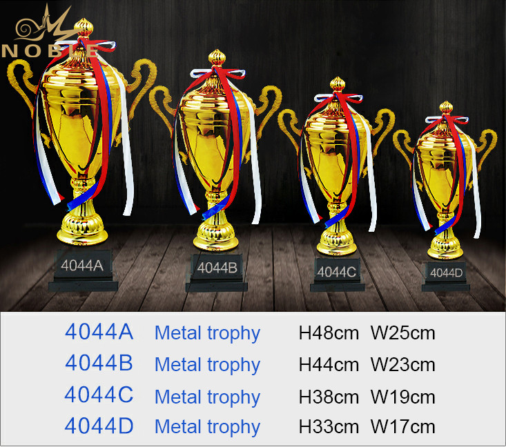 Excellent Achievement Sports Metal Football Cup Trophy