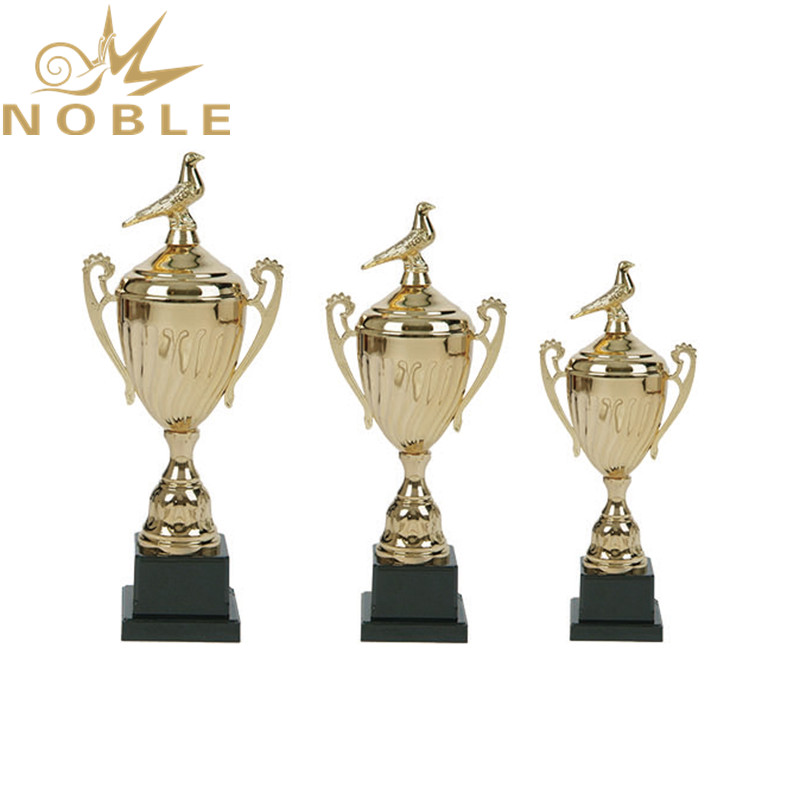 Professional Manufacturer High Quality Metal Trophy Cups with Pigeon Figurine