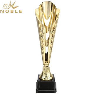 High Quality New Design Custom Shiny Gold Plastic Trophy for Sports Games 