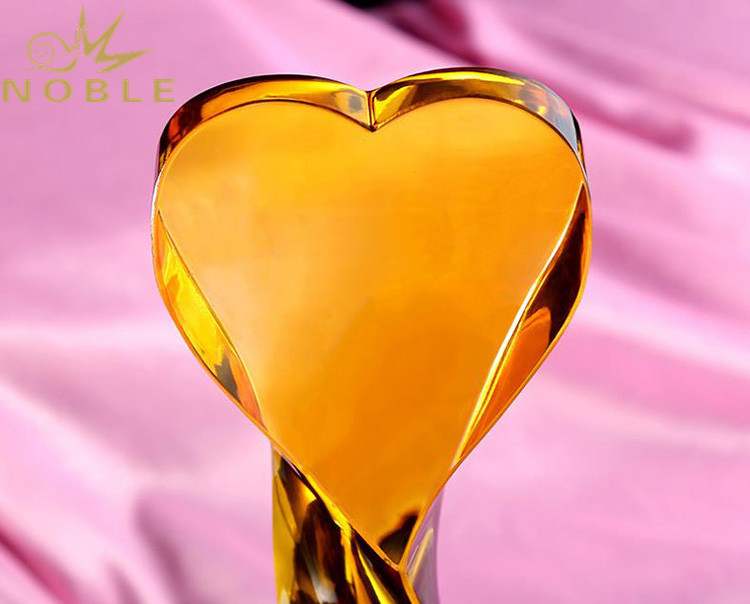 New Design Crystal Heart Award for Nurse