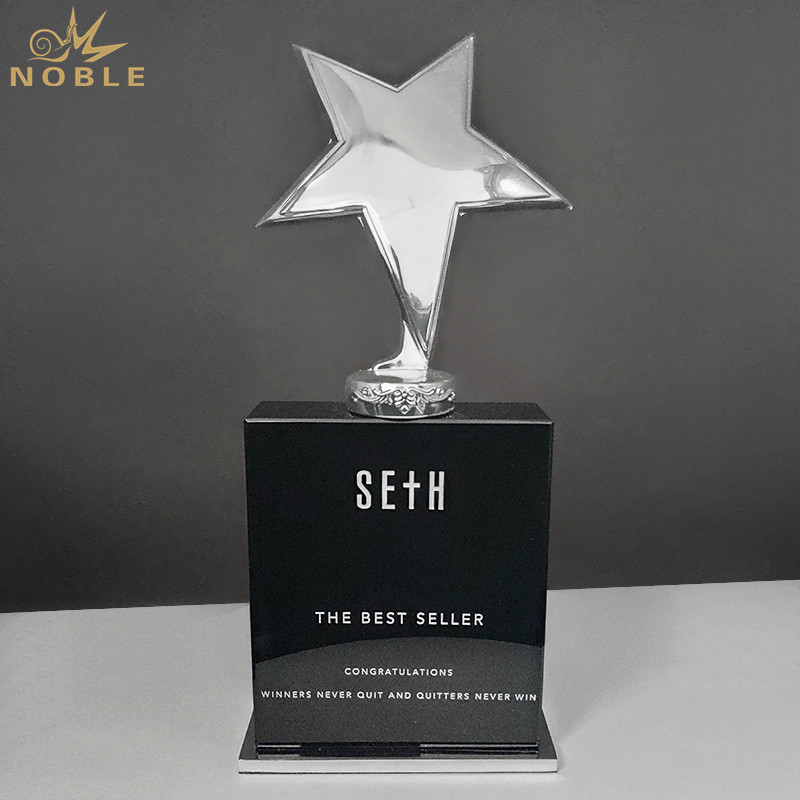  Crystal Metal Star Trophy Award with Black Base for Elegant Company Awards