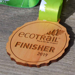 Popular Hot Selling Sports Marathon Medal Custom Wooden Running Finisher Medal As Souvenir Gifts