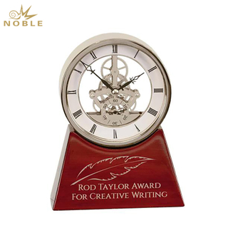 Noble Manufacturer Wooden Base Clock Business Gift Customized Bespoke Logo Office Decoration Trophy Award Hand Craft 