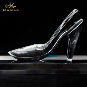 Noble Customized Crystal High Heel Shoe Trophy Award Valentine's Day Gift Favor Shoes Shop Dectorations