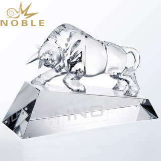 Custom Crystal Business Gift Crystal Bull Award