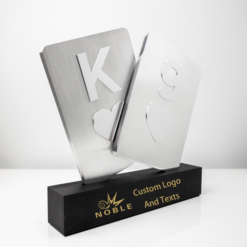 High Quality Manufacturer Custom Shaped Layered Metal Sports Gift Custom Bespoke Logo Brushed Finish Poker Trophy Awards Craft