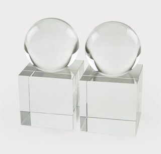 Noble Manufacturer Transparent Crystal Achievement Custom Bespoke Logo Business School Office Desk Gift Hand Craft Bookend