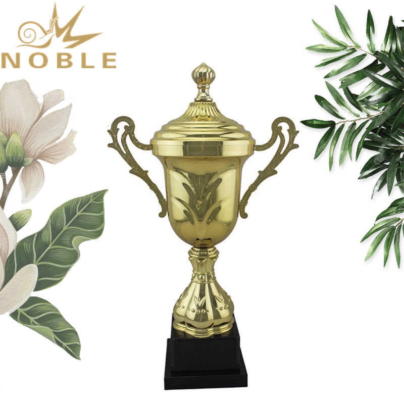 Hot Selling Sports Competition Cups Metal Golf Trophy