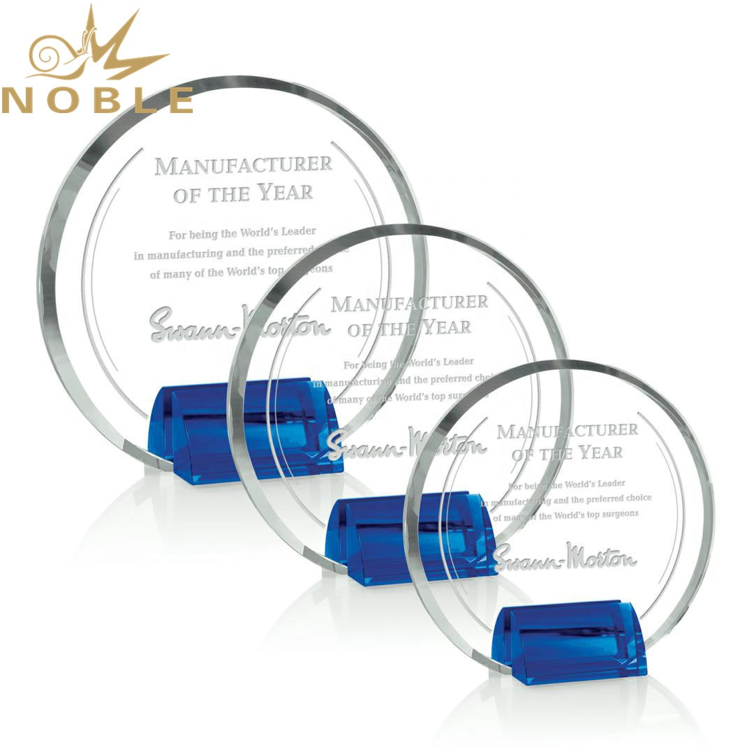 Noble Custom Engraving Round Crystal Plaque Award with Blue Base