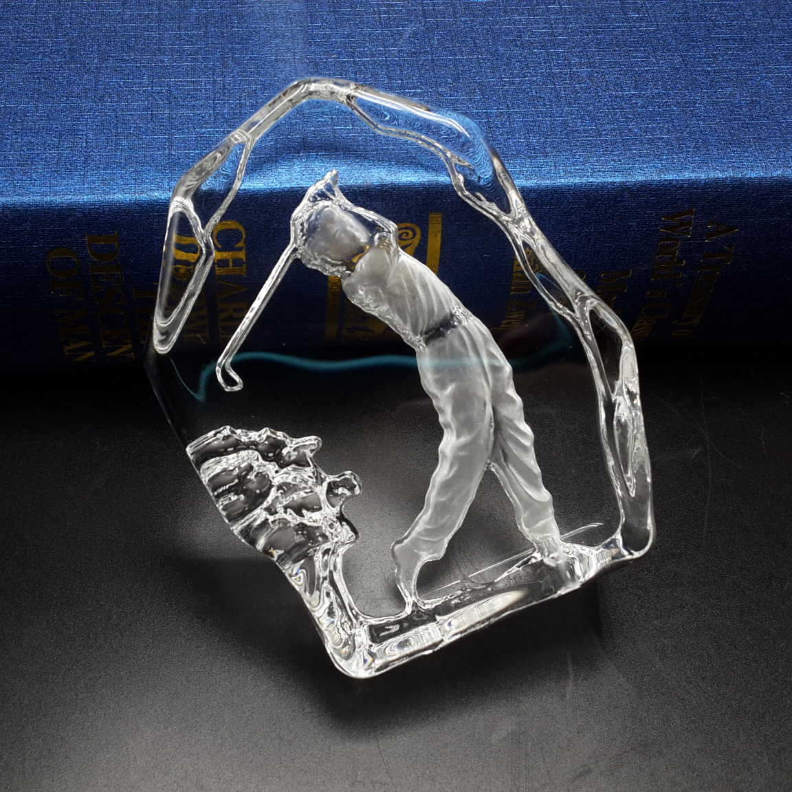 Noble Manufacturer Crystal Glass Outdoor Sports Gift Customized Personalized Bespoke Logo Golf Trophy Award Hand Craft