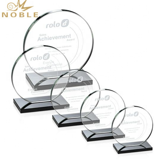 High Quality Creative Custom Round Crystal Trophy Award