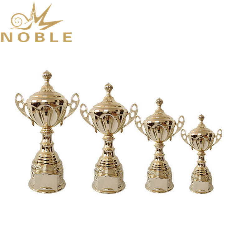 Beautiful Design Custom Logo Metal Cup Cricket Trophy