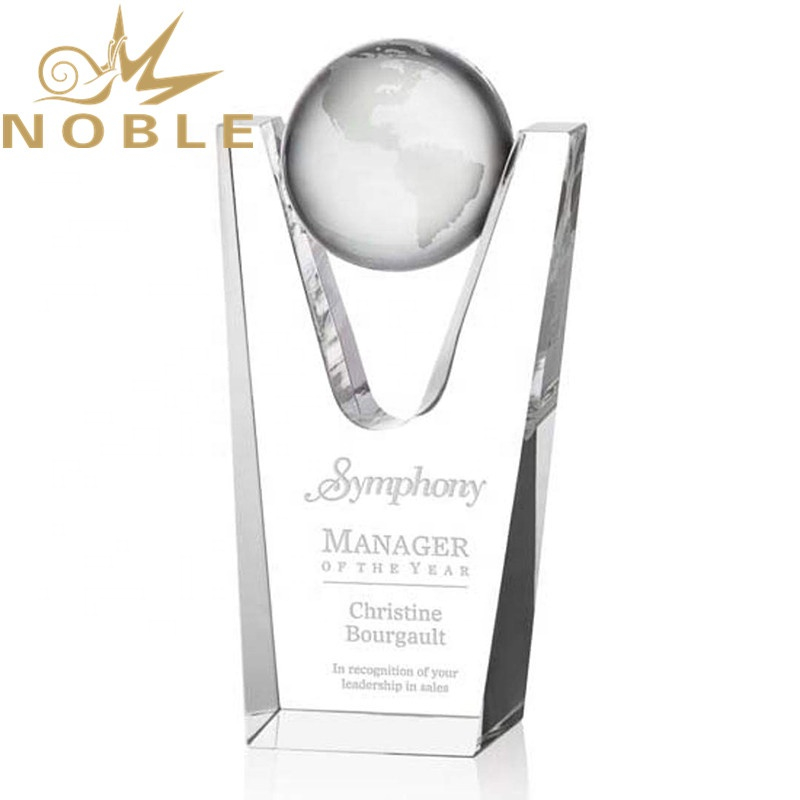 Custom New Design Free Engraving Optical Crysal Globe Award
