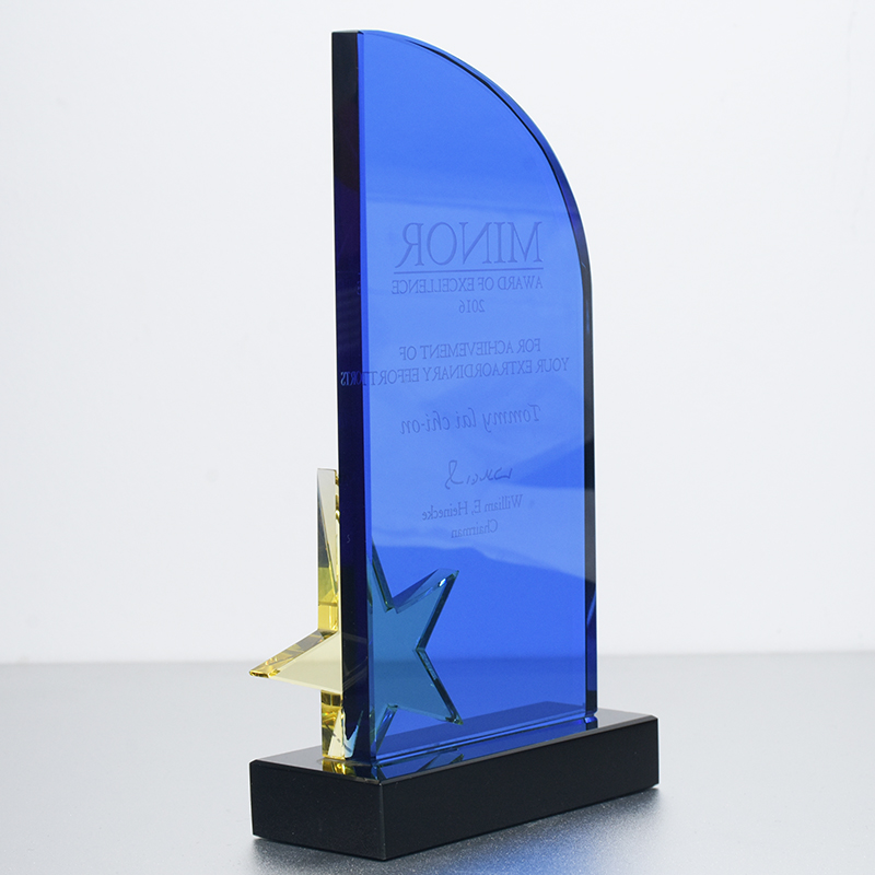 Hot Selling Wholesale Customized K9 Business Gifts Blue Crystal Trophy Star Crystal Awards