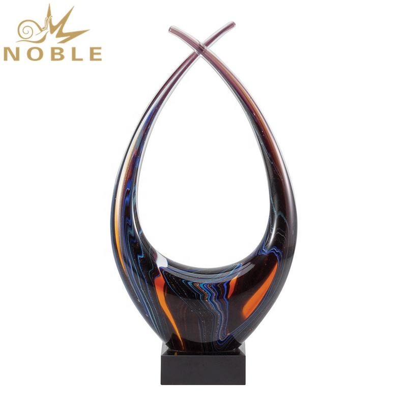 Wholesale High Quality New Design Crystal Home Decoration Souvenir Gift Custom Art Glass Trophy