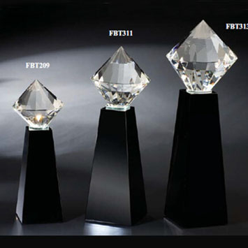 Noble Hot Selling New Design Custom Award Crystal Diamond Trophy