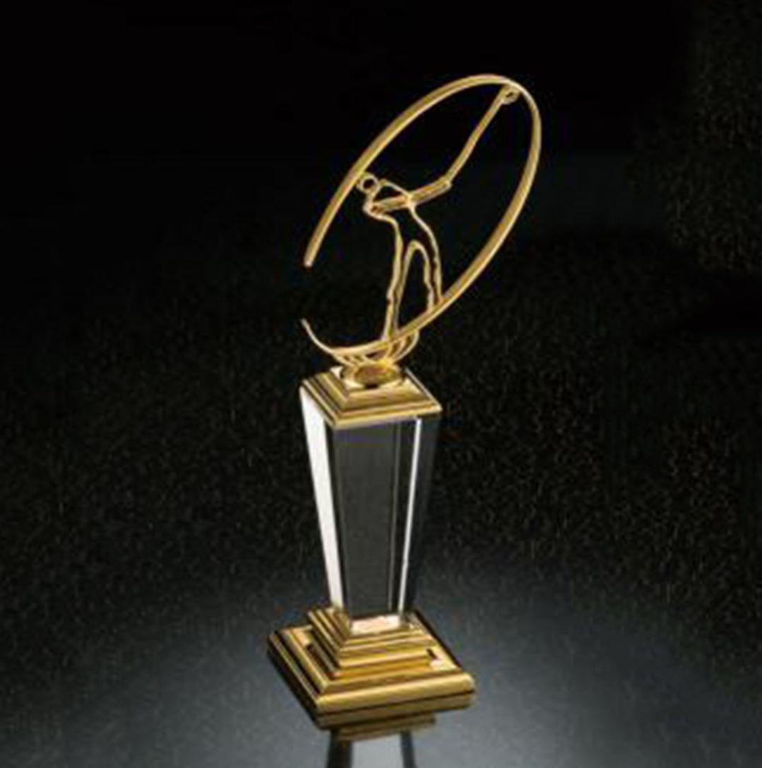 Noble High Quality Gold Silver Bronze Metal Figure With Crystal Business Gift Sports Awards Custom Bespoke Logo Golf A Hole in One Trophy Hand Craft