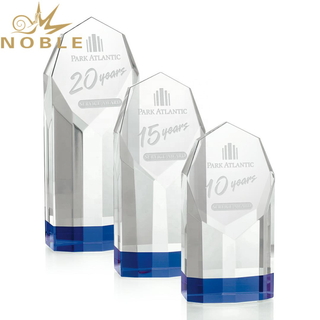 Popular New Design Custom Crystal Plaque with Blue Bottom