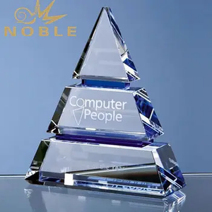 Best New Design Custom Engraving Crystal Pyramid Trophy