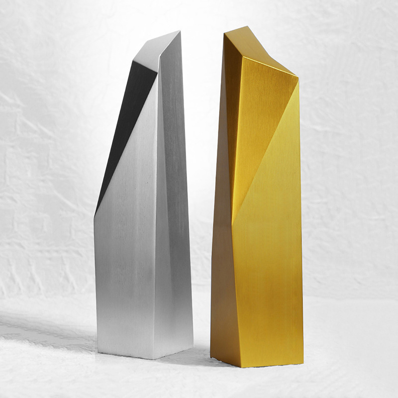 High Quality Customized Shape Gold Silver Bronze Metal Business Office Gift Custom Logo Achievement Trophy Awards Plaque