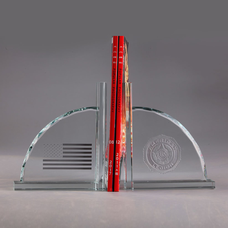 Noble Manufacturer Transparent Crystal Green Ball Achievement Custom Bespoke Logo Business School Office Desk Gift Hand Craft Bookend