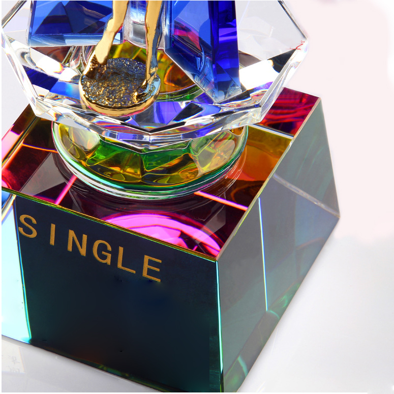 Noble Manufacturer Metal Golf Figure Crystal Glass outdoor Sports Customized Personalized Bespoke Logo Golf Trophy Award