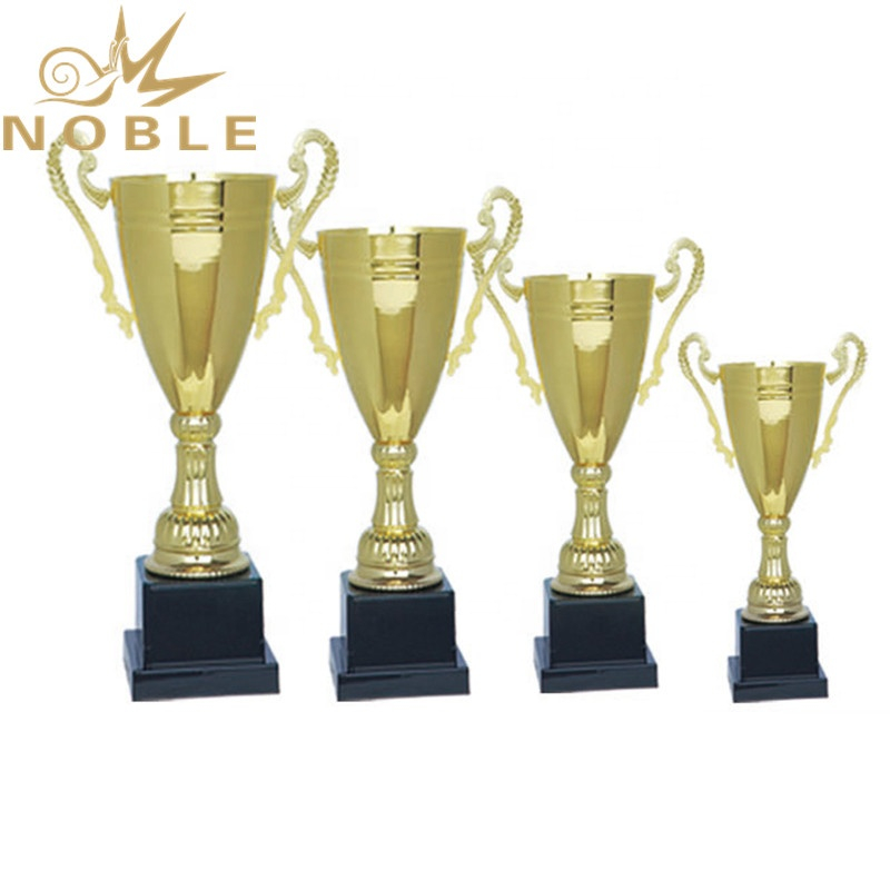 Hot Selling Sports Metal Hockey Cup Trophy