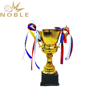 Shiny Gold Metal Bodybuilding Trophy Cups
