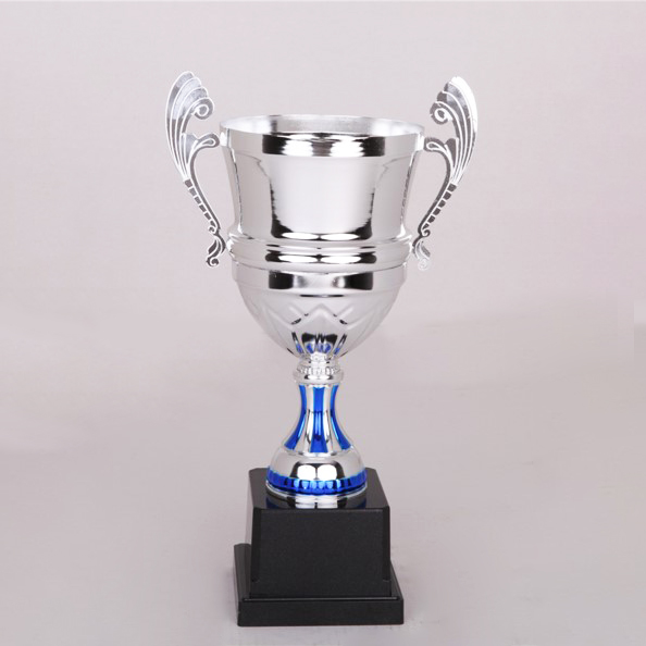 2024 New Design Different Size Custom Made Marble Base Sports Golf Soccer Basketball Marathon Custom Logo Silver Metal Trophy Cup 