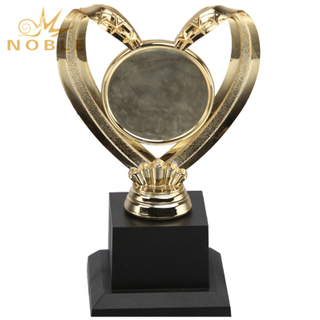New Design Plastic Blank Award with Your Logo Sticker 