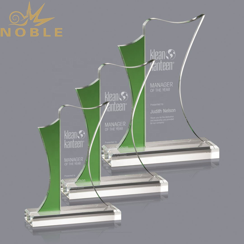 New Design Custom Crystal Plaque Trophy with Green Edge