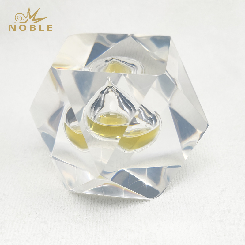 Noble Awards Customized Made Oil Drop Embedment Acrylic Paperweight Award